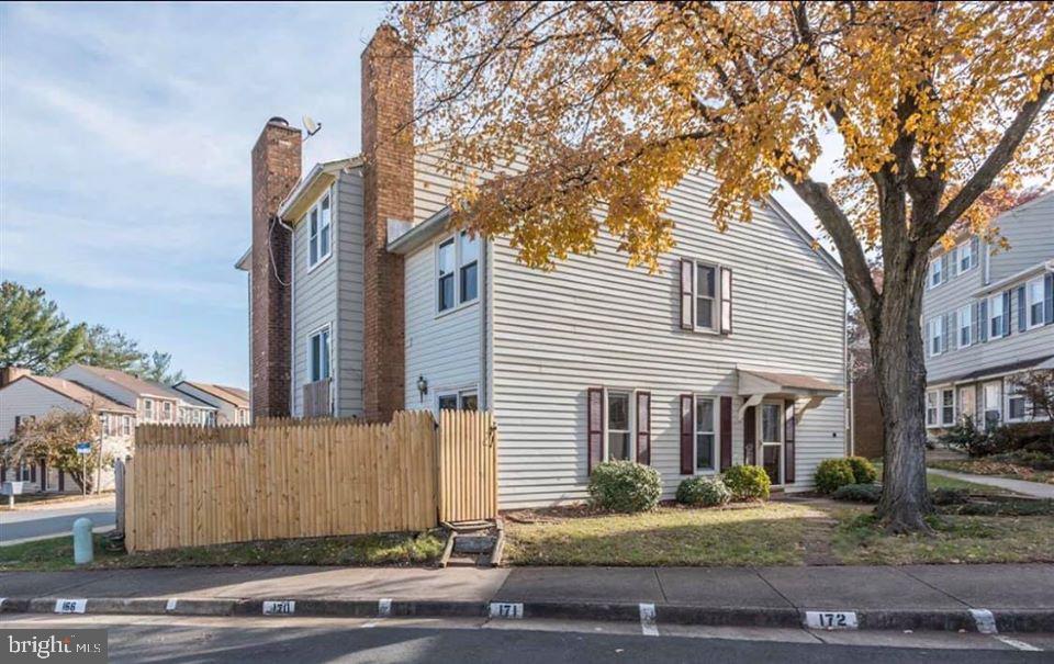 13817 Cabernet Ct — photo