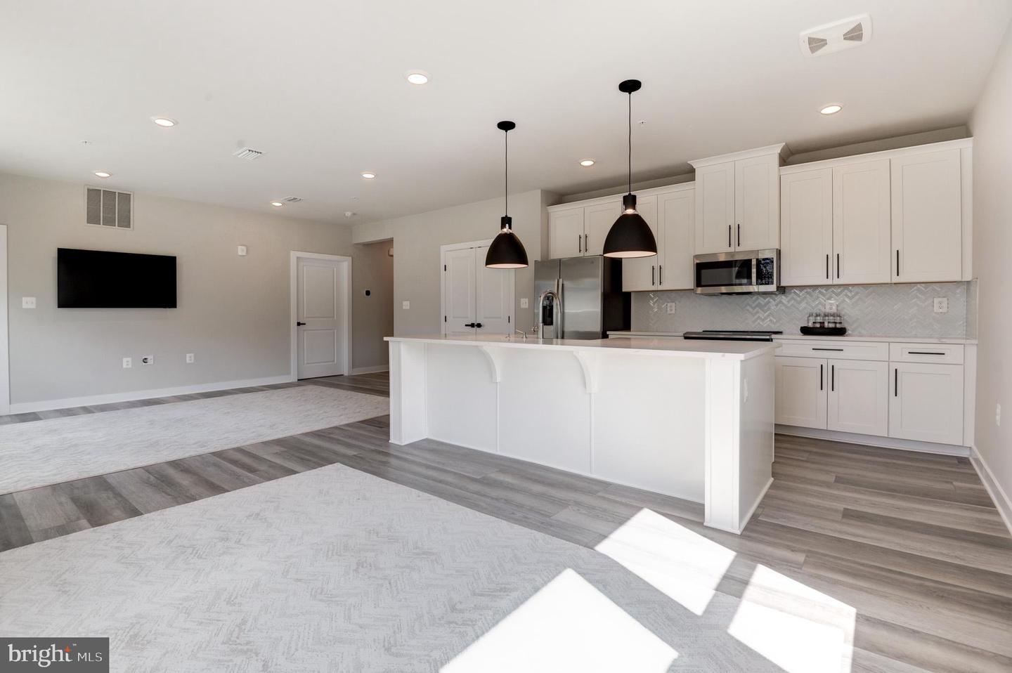 12875 Mosaic Park Way #4-B — photo