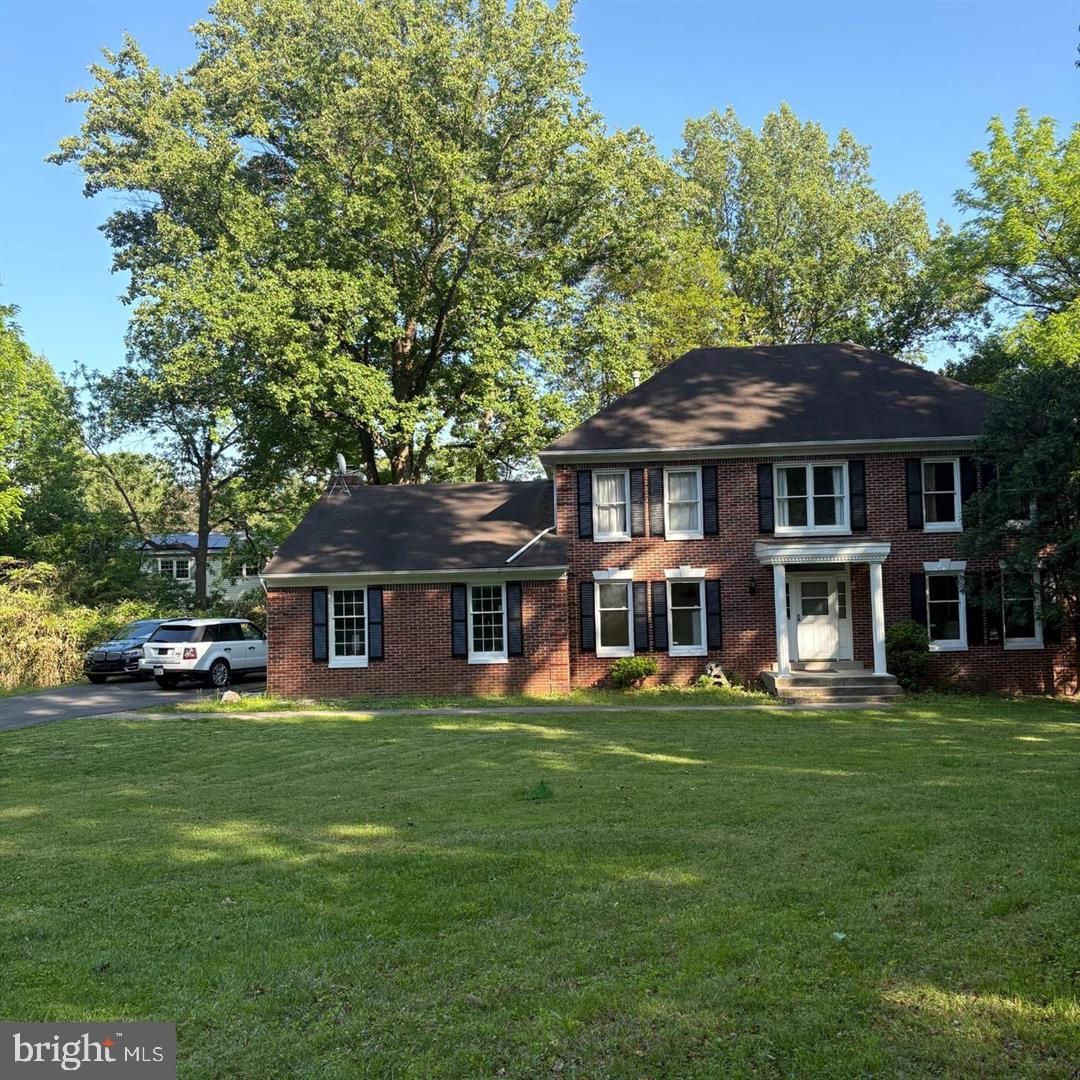 3502 Holly Rd — photo