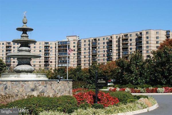 8340 Greensboro Drive #303 — photo