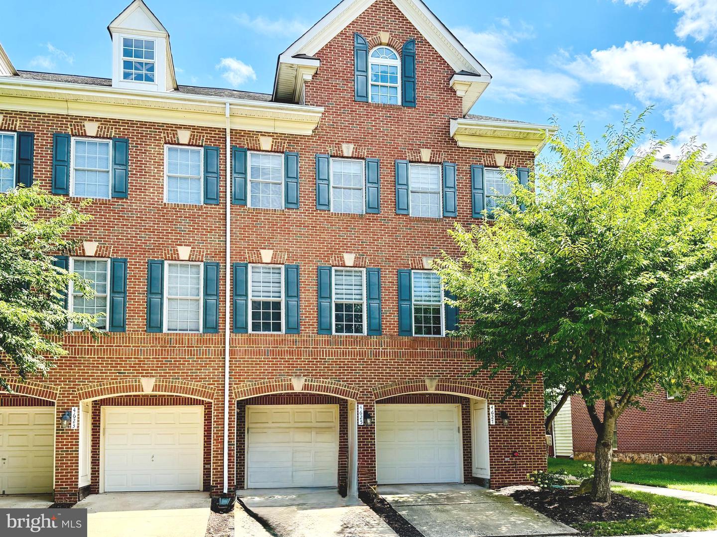 4627 Hummingbird Ln #115 — photo