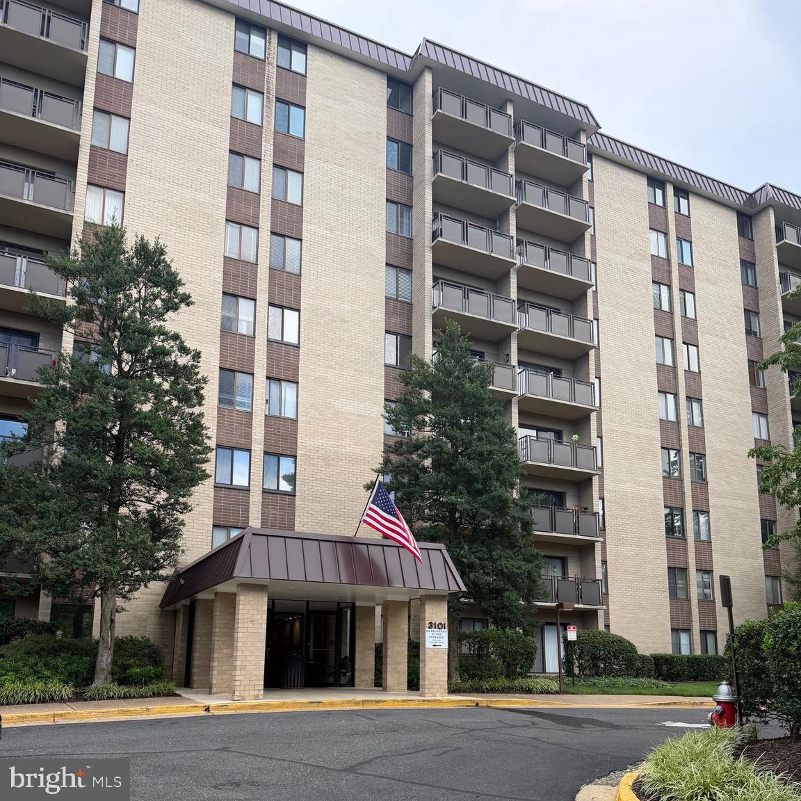 3101 S Manchester St #420 — photo