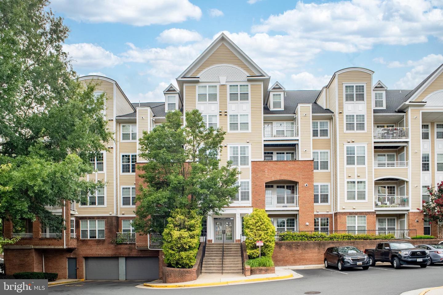 2720 Bellforest Ct #401 — photo