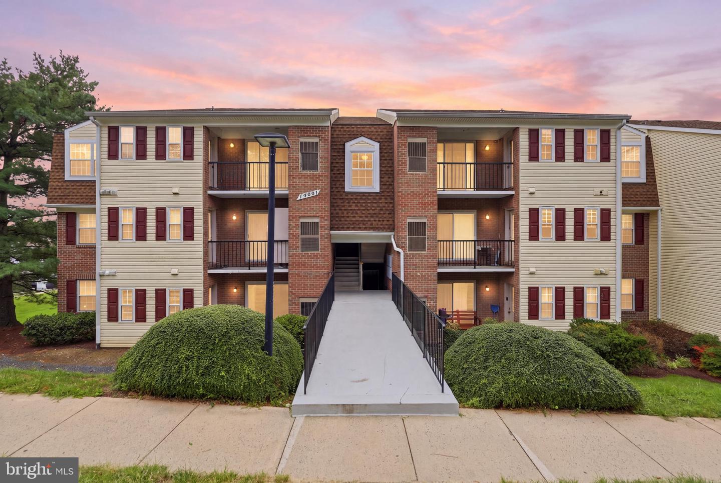 14901 Rydell Road #101, Centreville, VA 20121 — photo 2