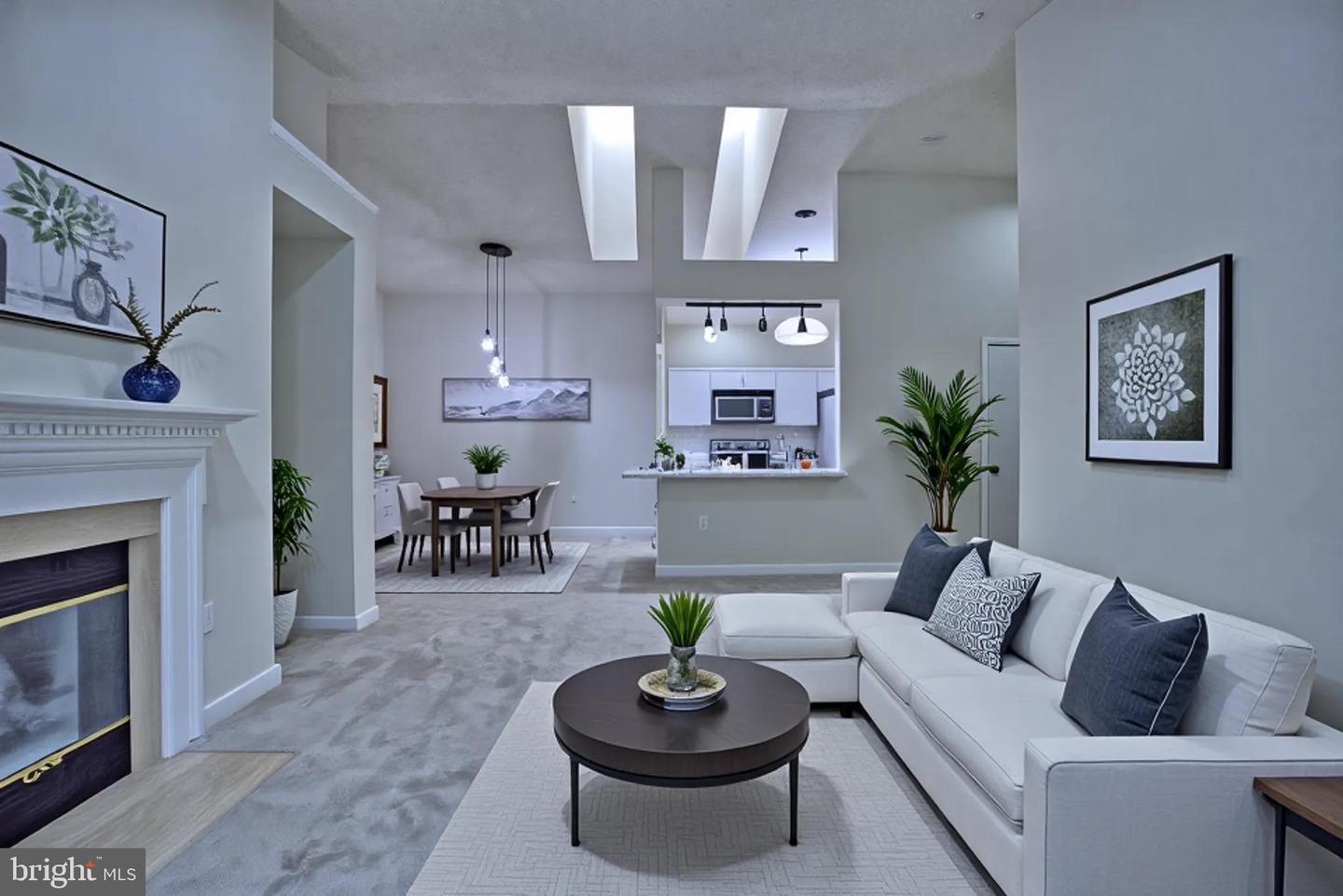 7701 Lafayette Forest Dr #31 — photo