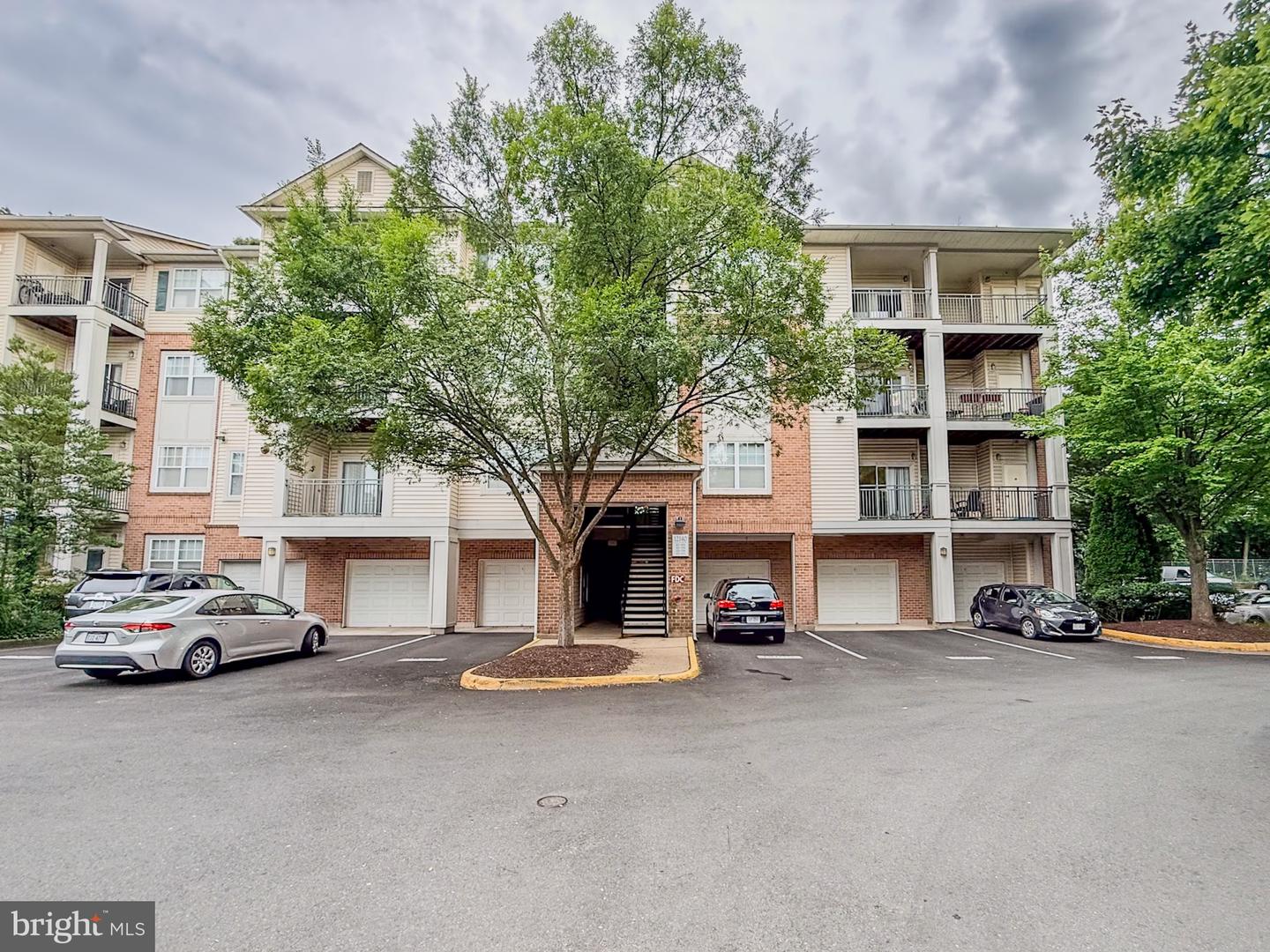 12140 Garden Grove Cir #404 — photo
