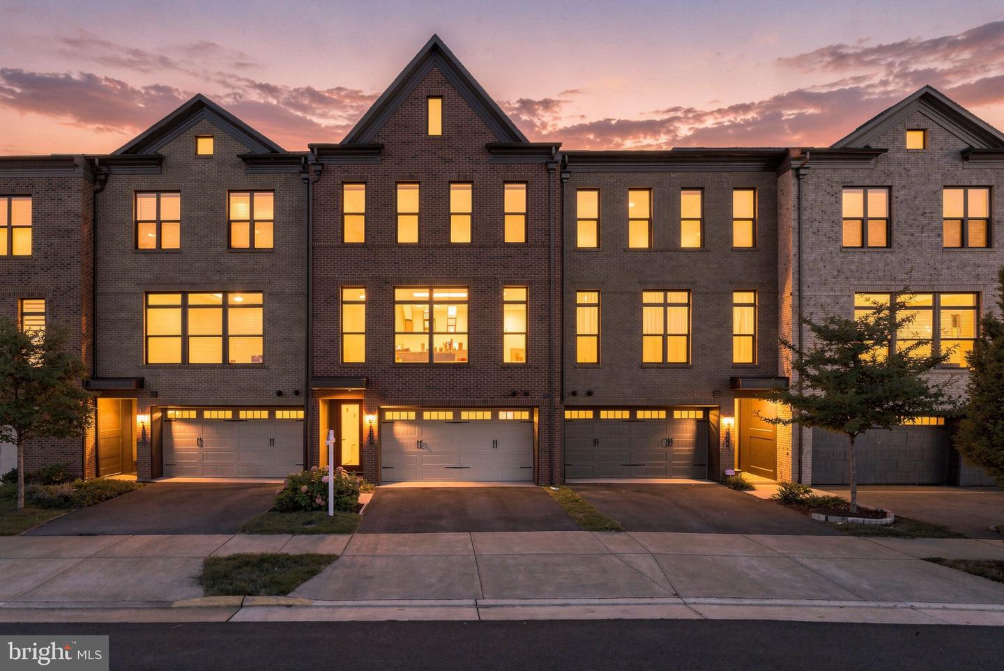 4550 Plateau Dr — photo