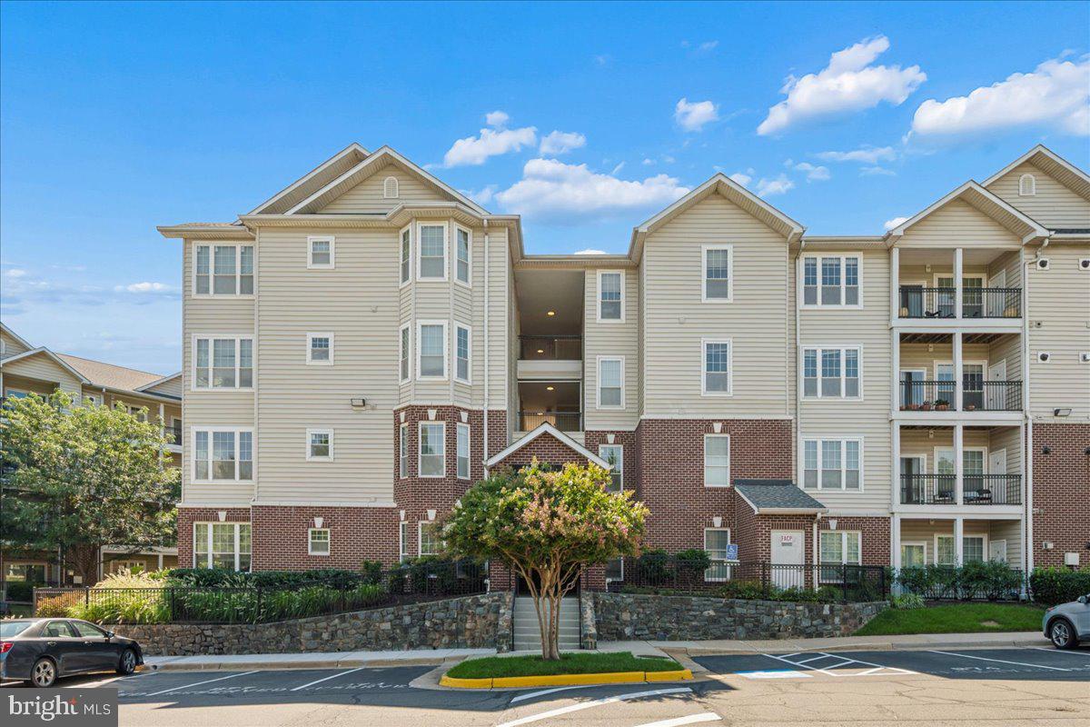 1550 Spring Gate Dr #8113 — photo