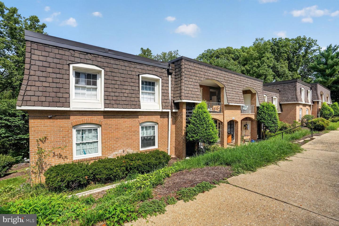 5905 Bayshire Rd #K — photo