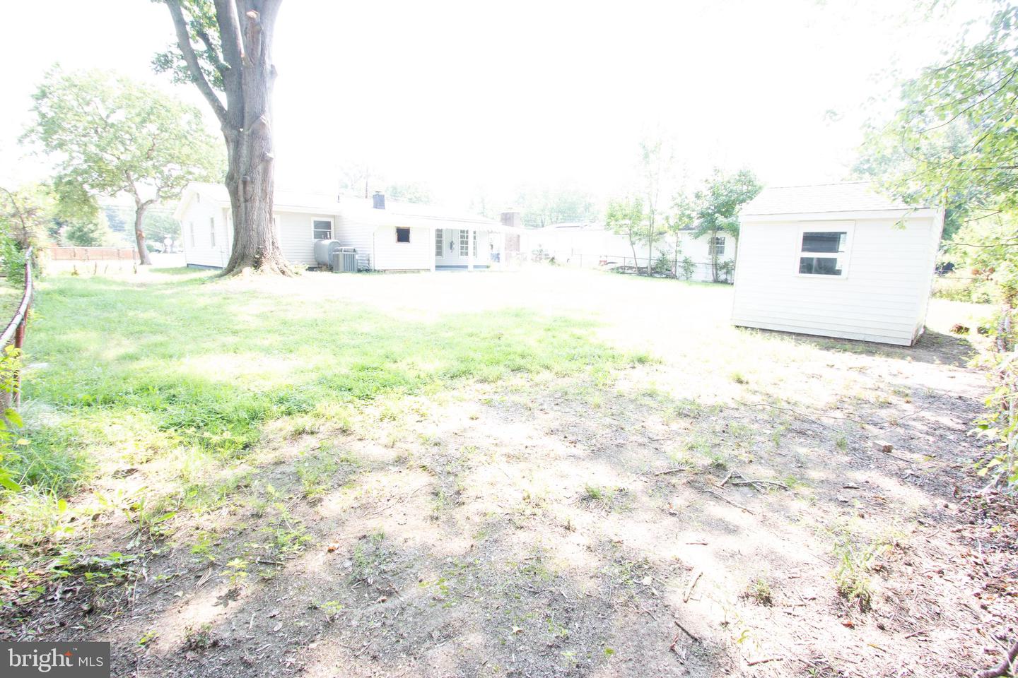 7928 Russell Rd — photo