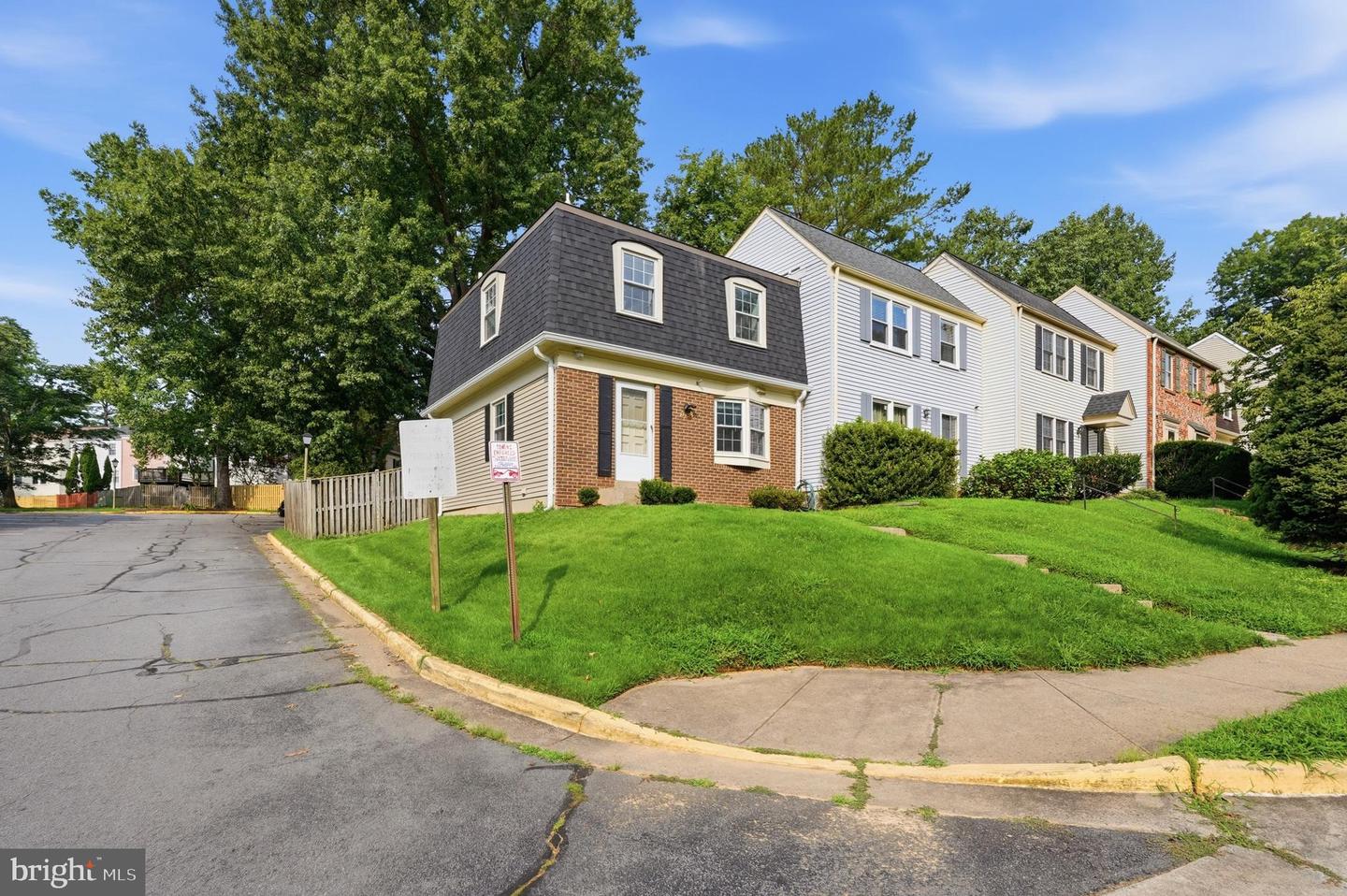 3158 Ellenwood Dr — photo