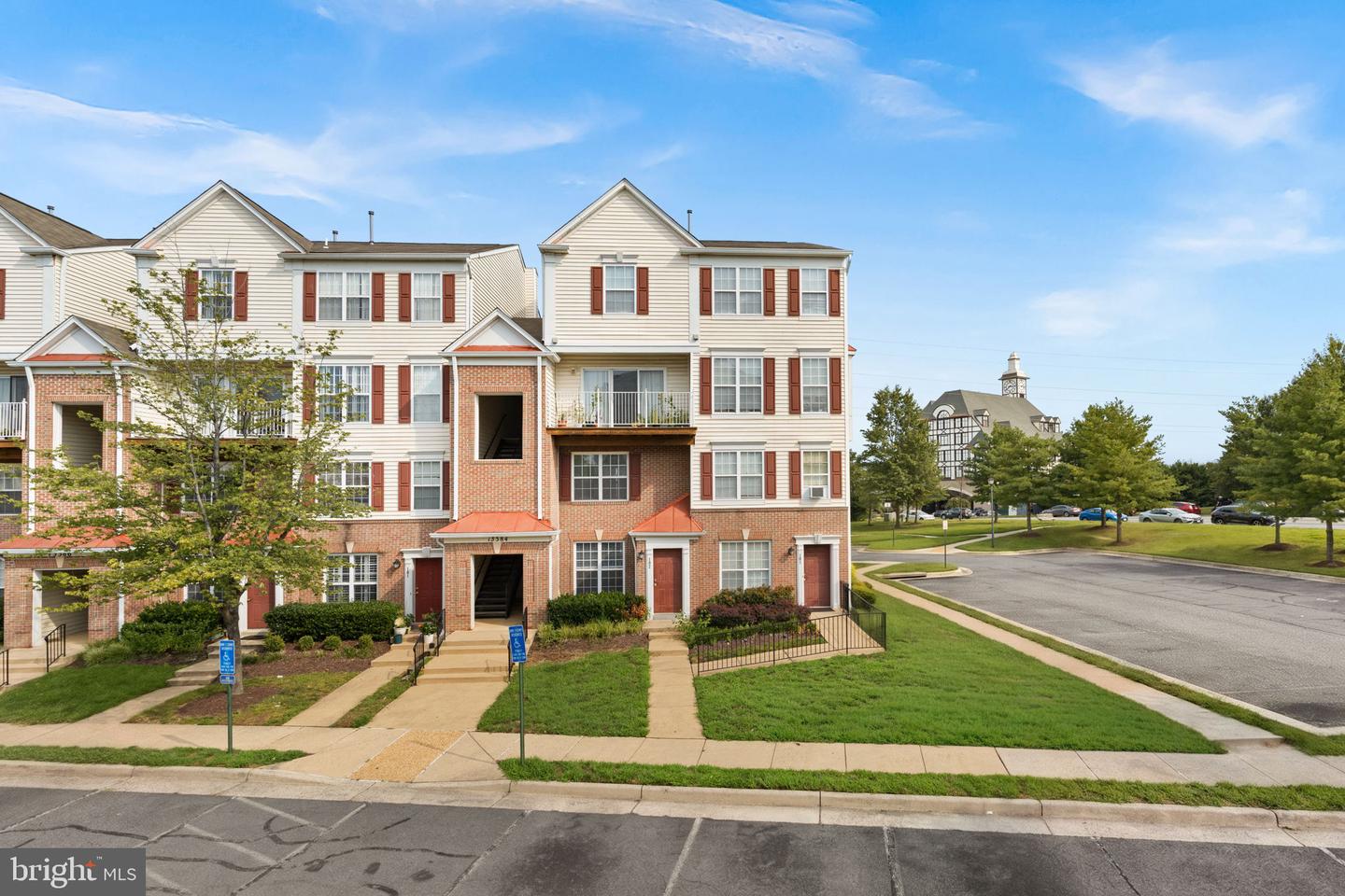 13384 Spofford Rd #102 — photo