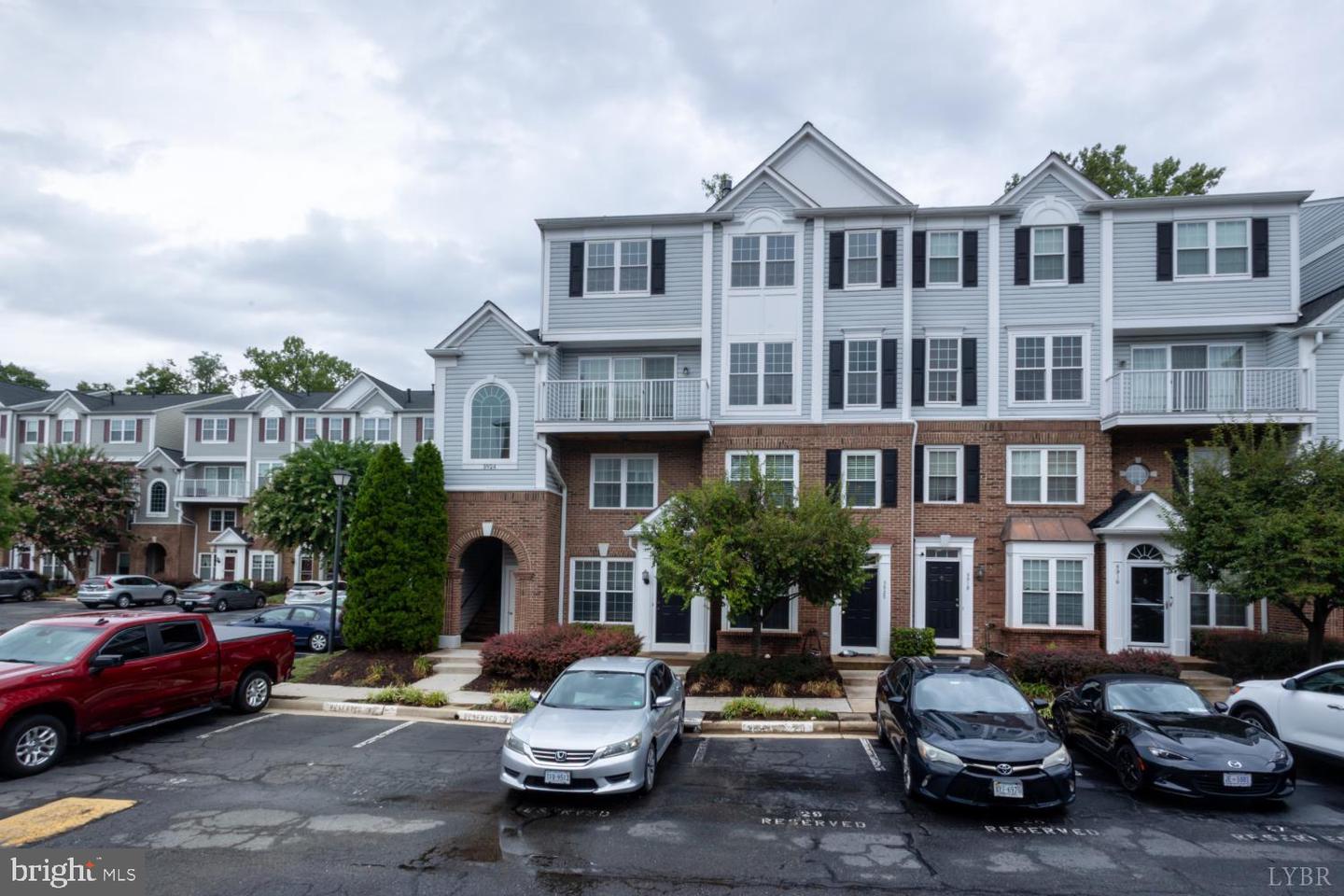5924 Terrapin Pl #301 — photo