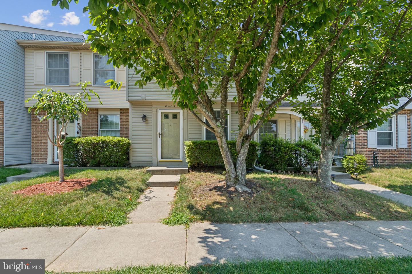 8483 Aurora Ct — photo