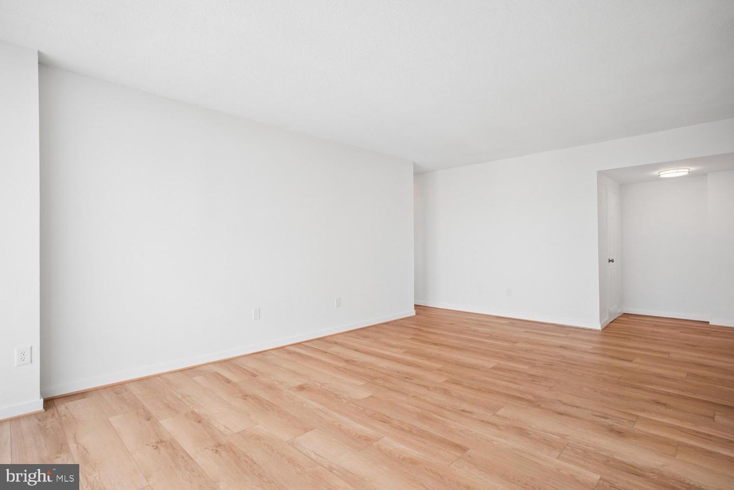 2059 Huntington Ave #1607 — photo