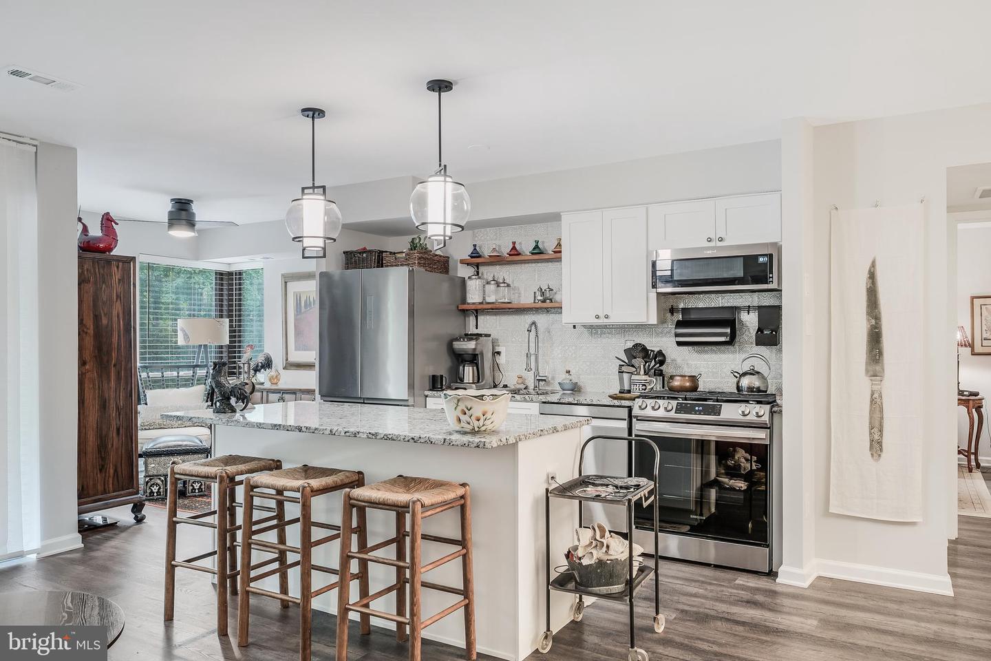 11220 Chestnut Grove Sq #13 — photo