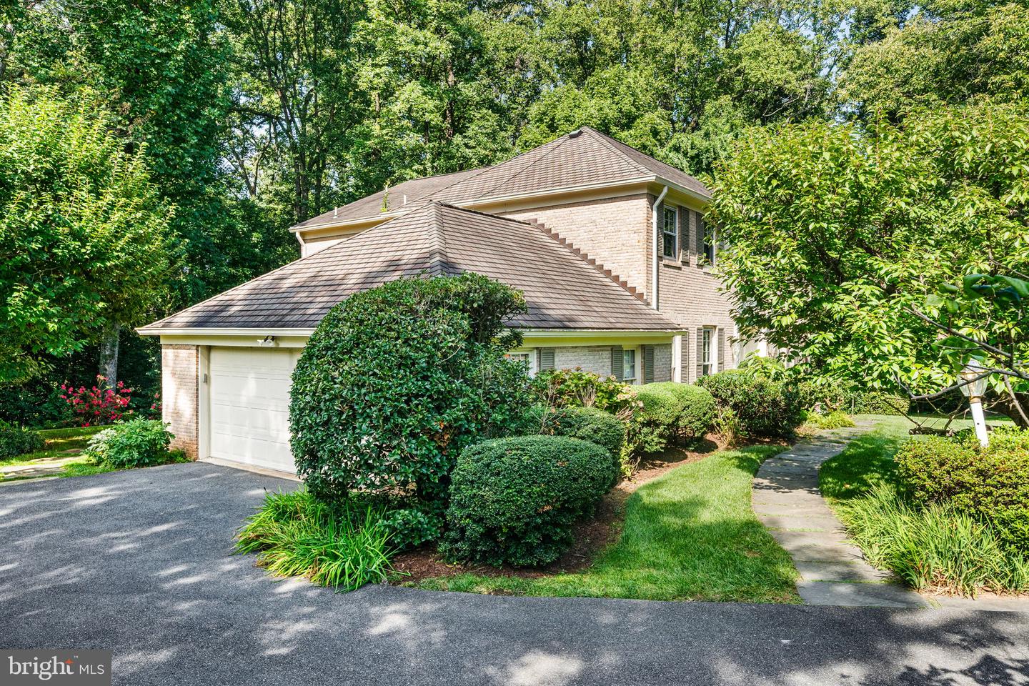 1160 Old Gate Ct — photo