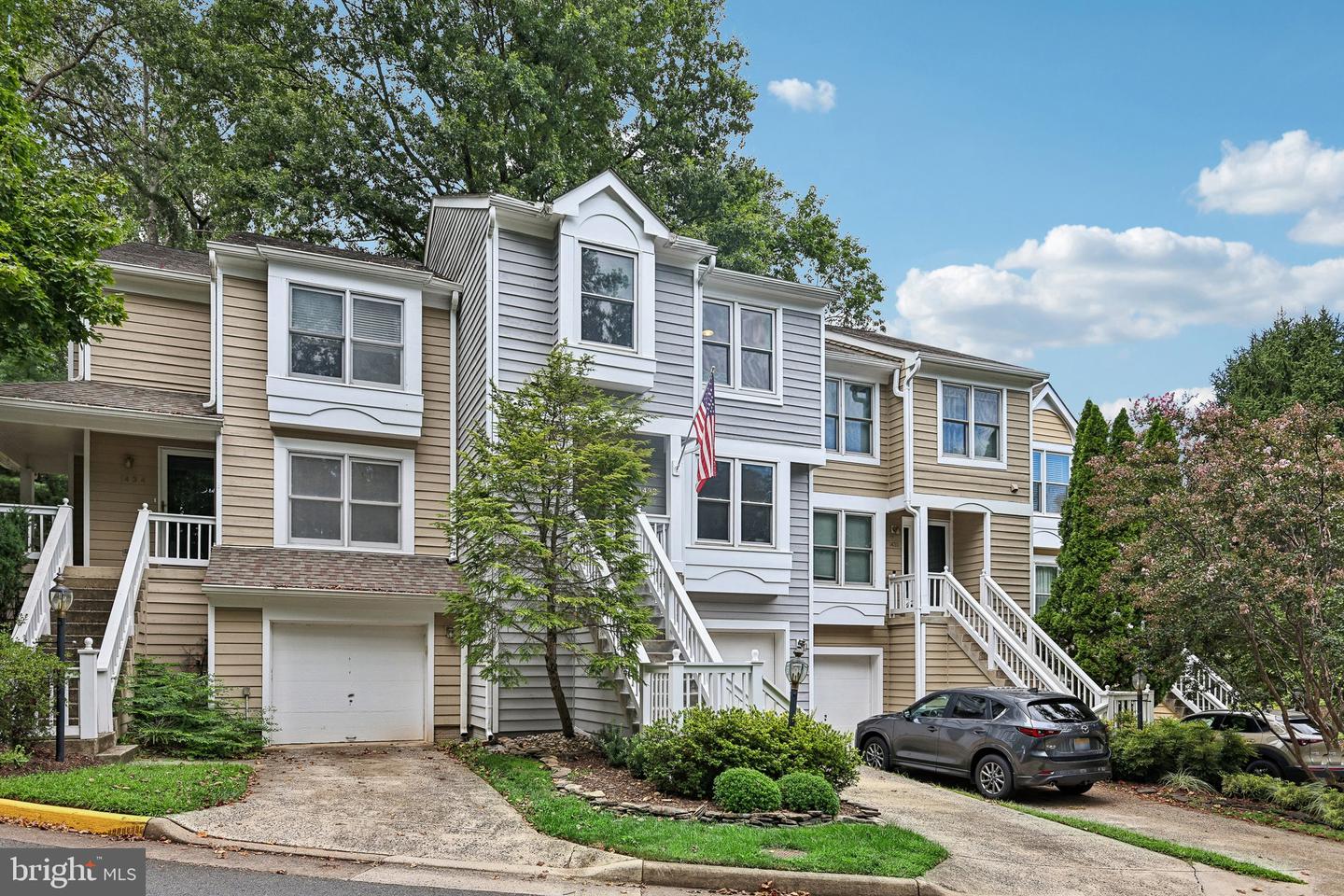 1432 Newport Spring Ct — photo