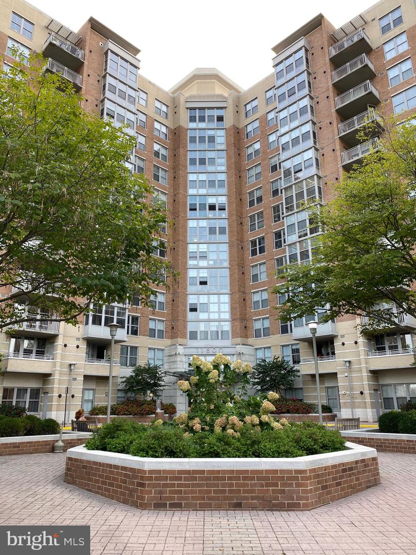 11800 Sunset Hills Rd #313 — photo