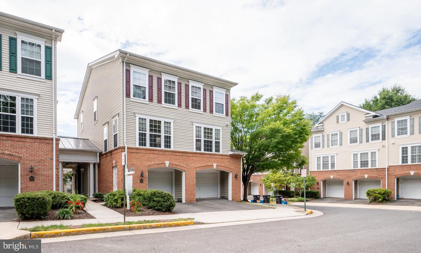 7055 Huntley Run Pl #119 — photo