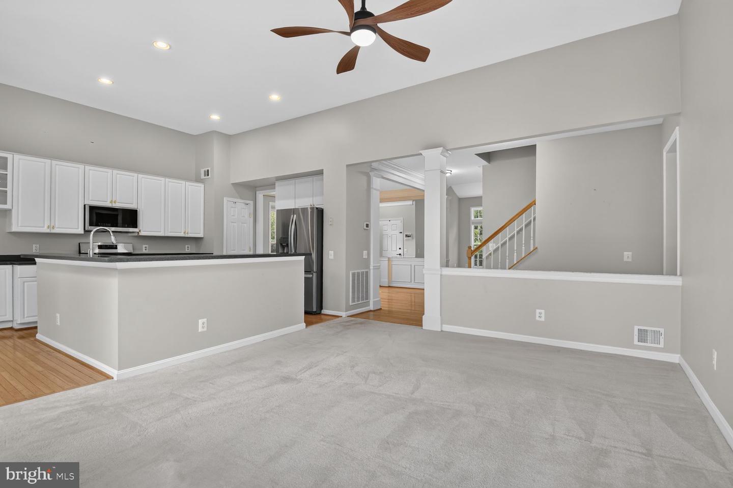 12525 Fox View Way — photo