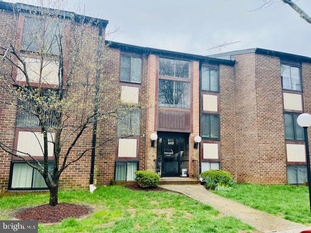 9707 Kings Crown Ct #101 — photo