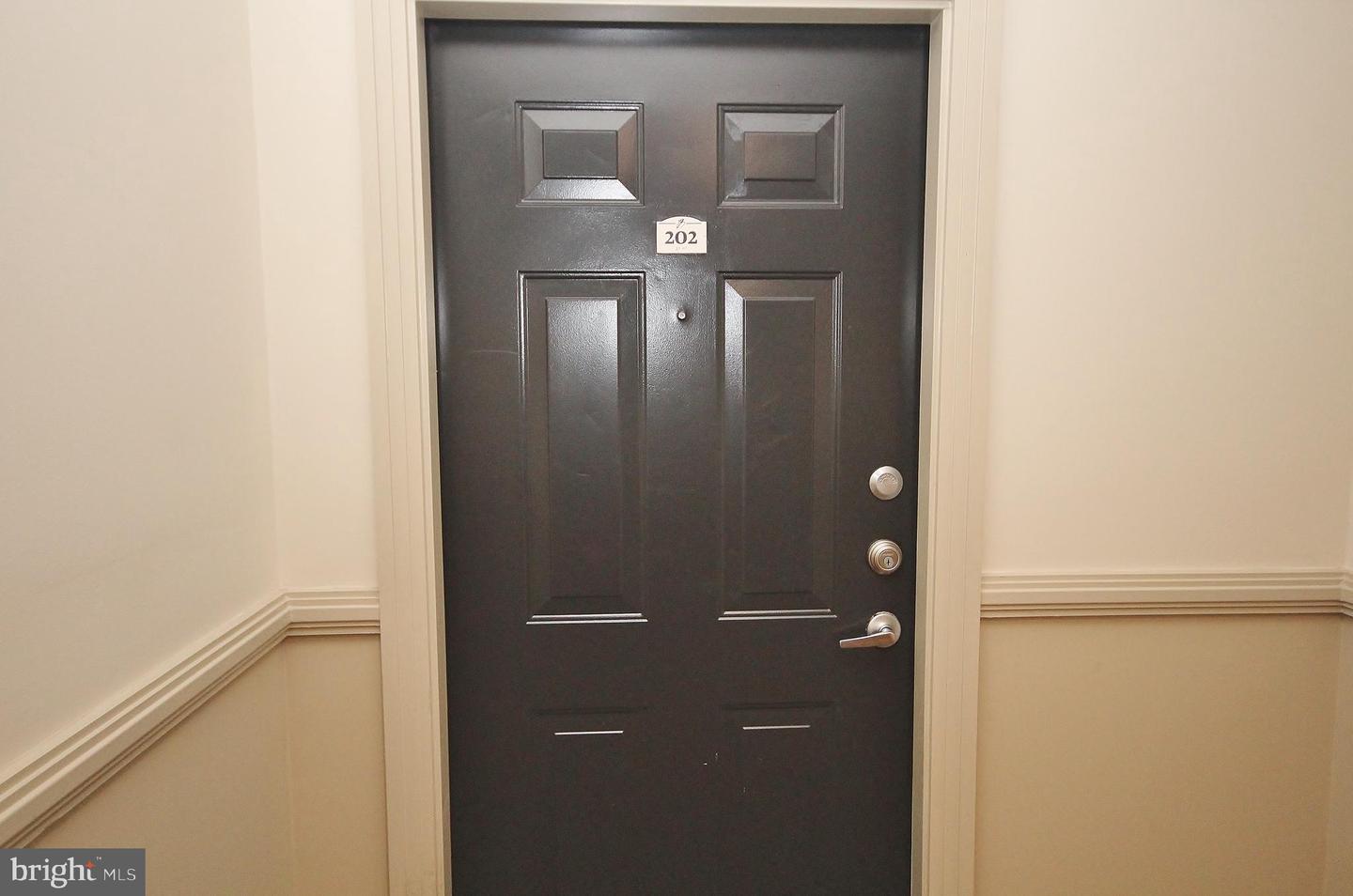 9486 Virginia Center Blvd #202 — photo