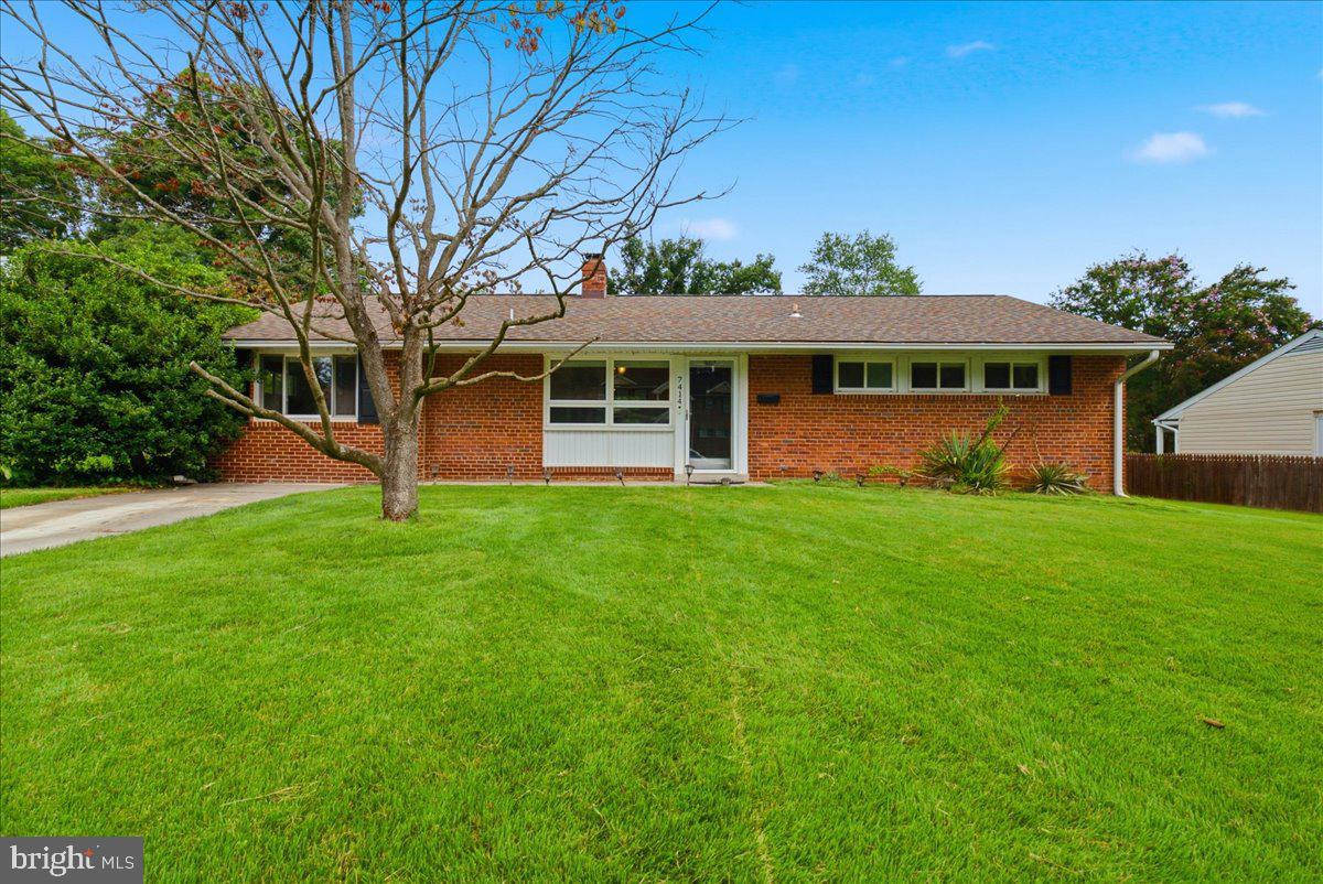 7414 Inzer Street, Springfield, VA 22151 — photo 2