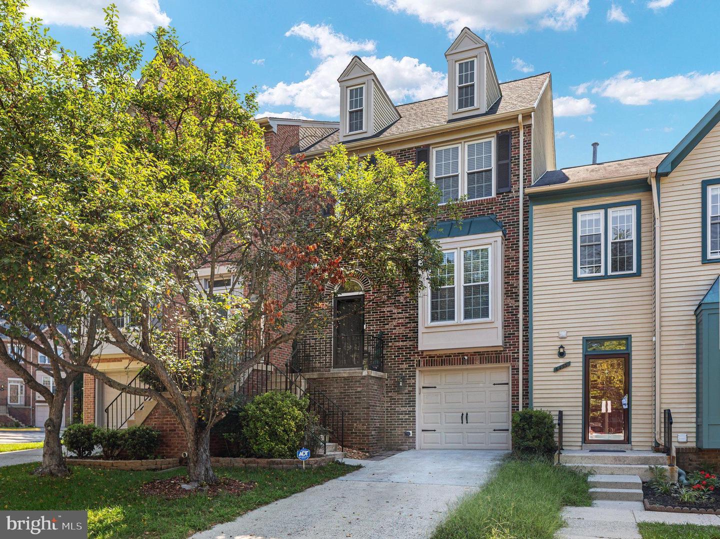 6431 English Ivy Ct — photo