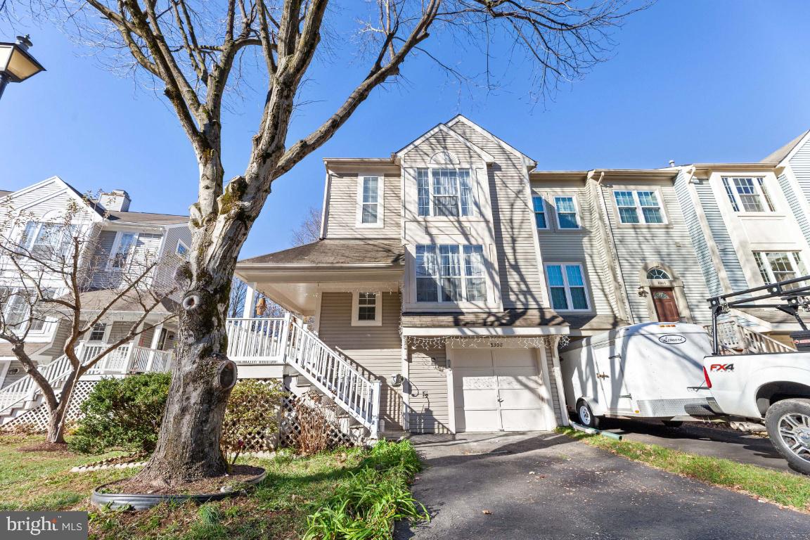 8308 Southern Oaks Ct — photo