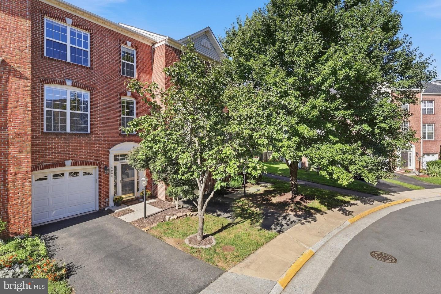 13002 Park Crescent Cir — photo