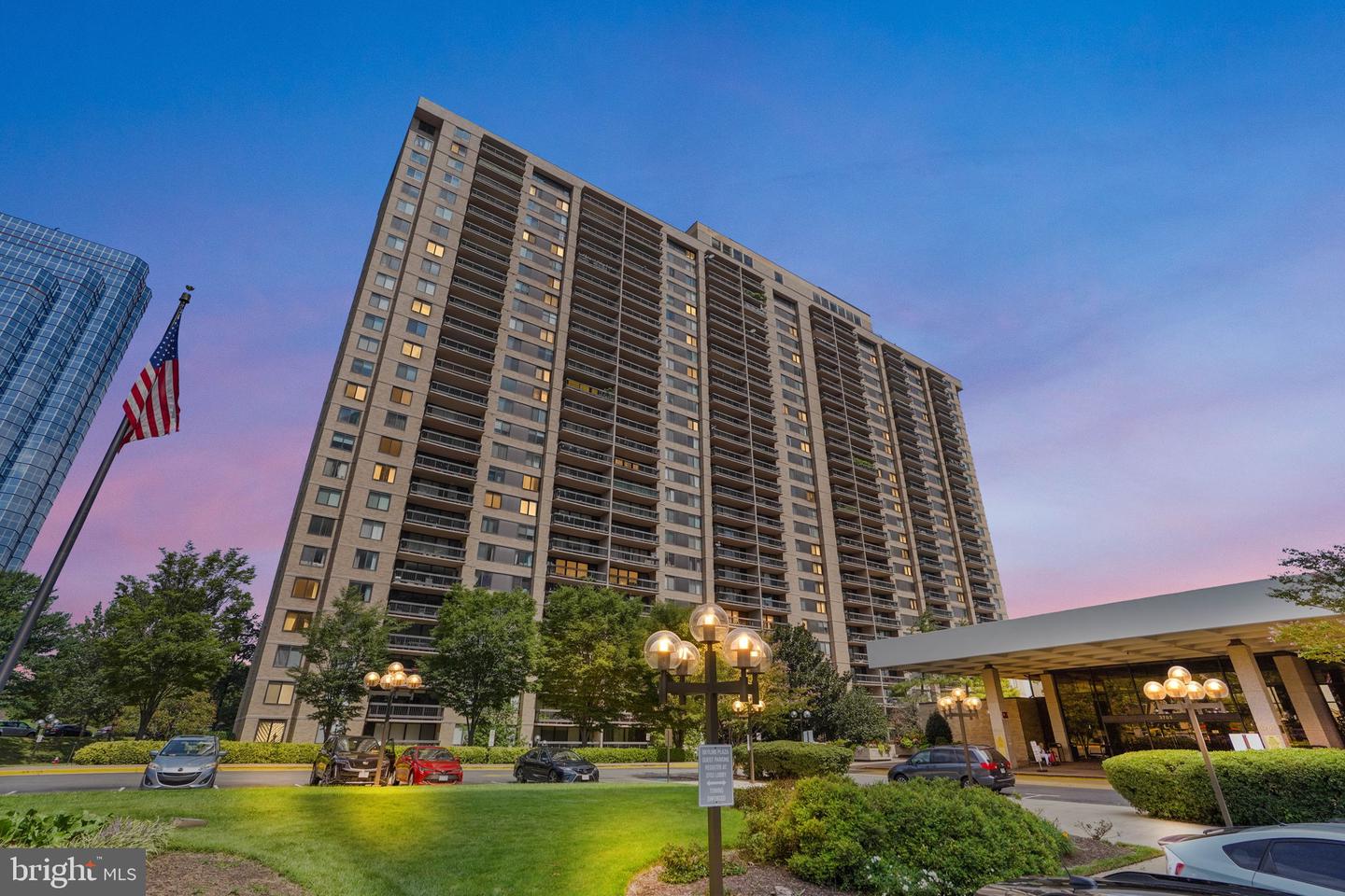 3701 S George Mason Dr #1602 — photo