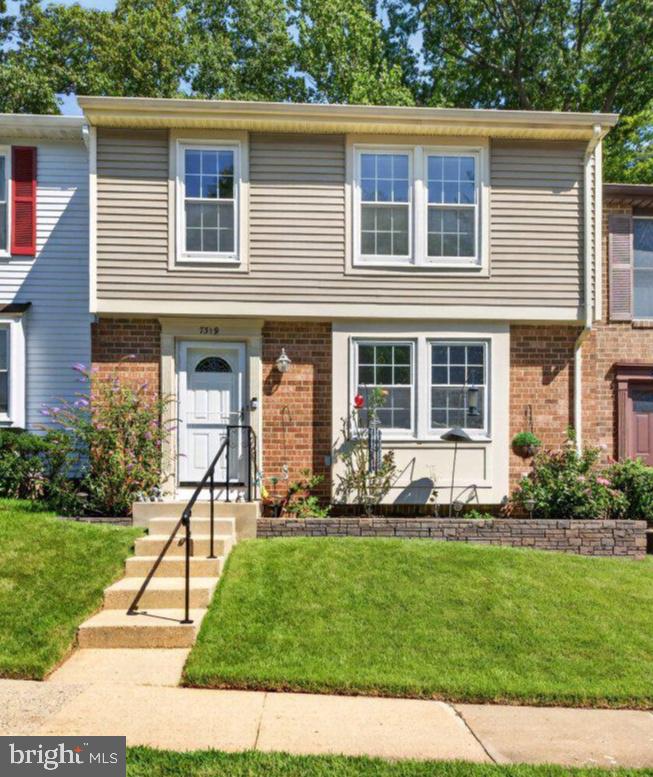 7319 Golden Horseshoe Ct — photo