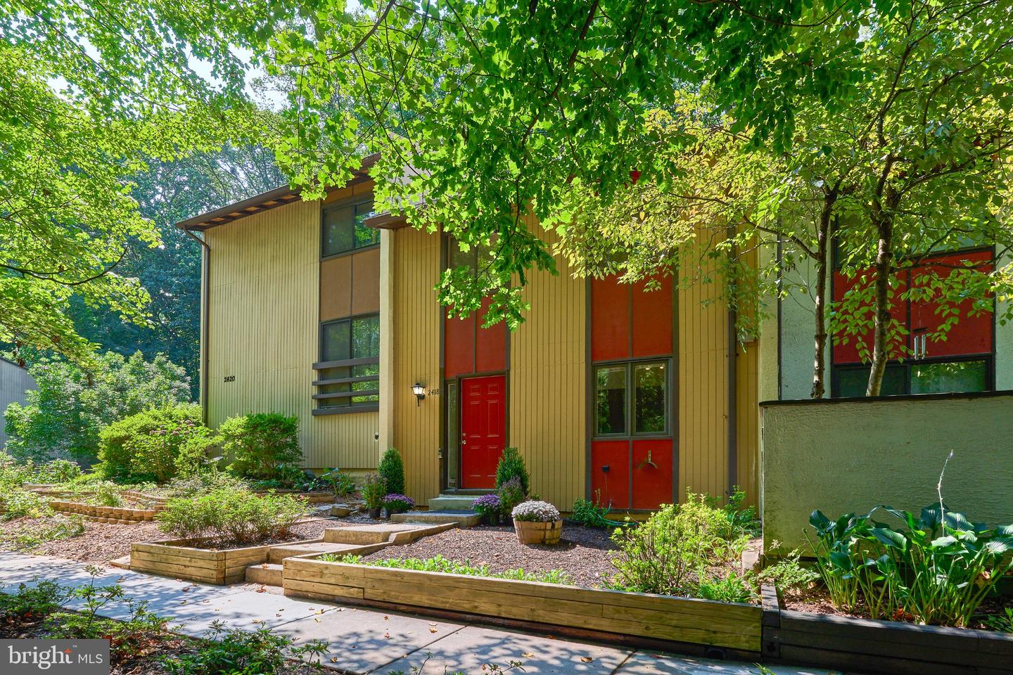 2418 Cloudcroft Square, Reston, VA 20191 — photo 2