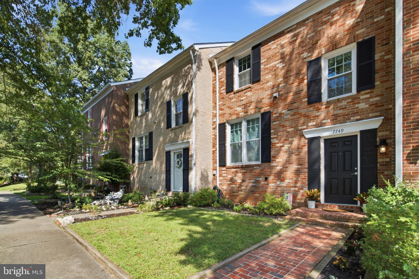 7749 Durer Ct — photo