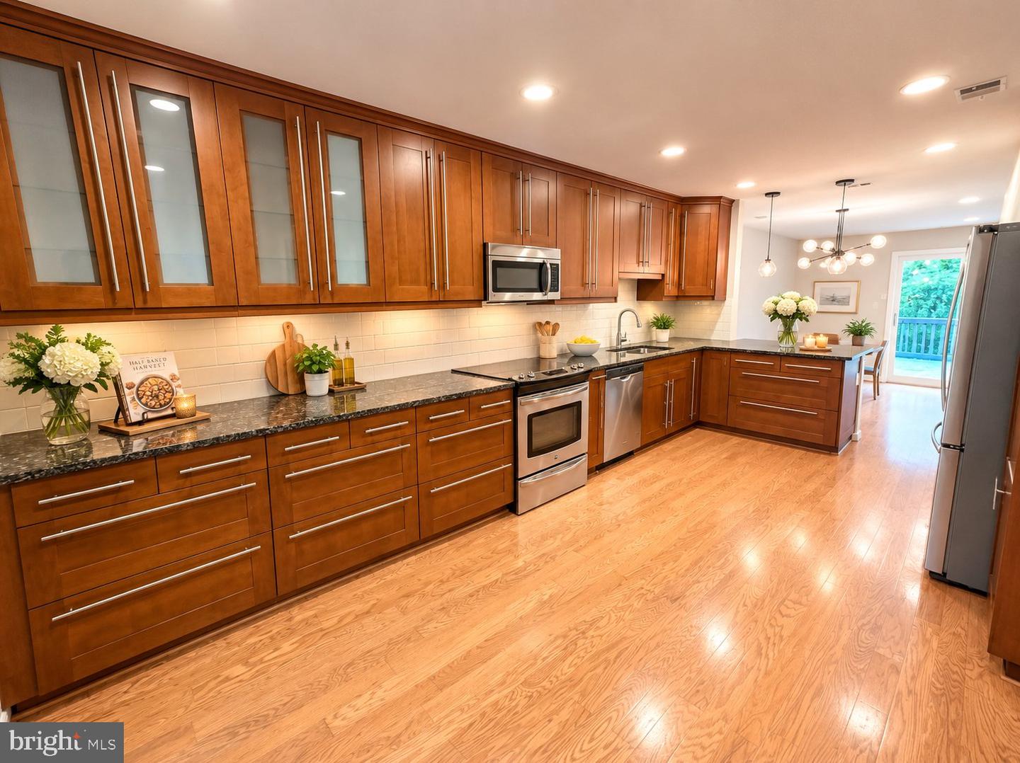 2001 Wethersfield Court, Reston, VA 20191 — photo 3