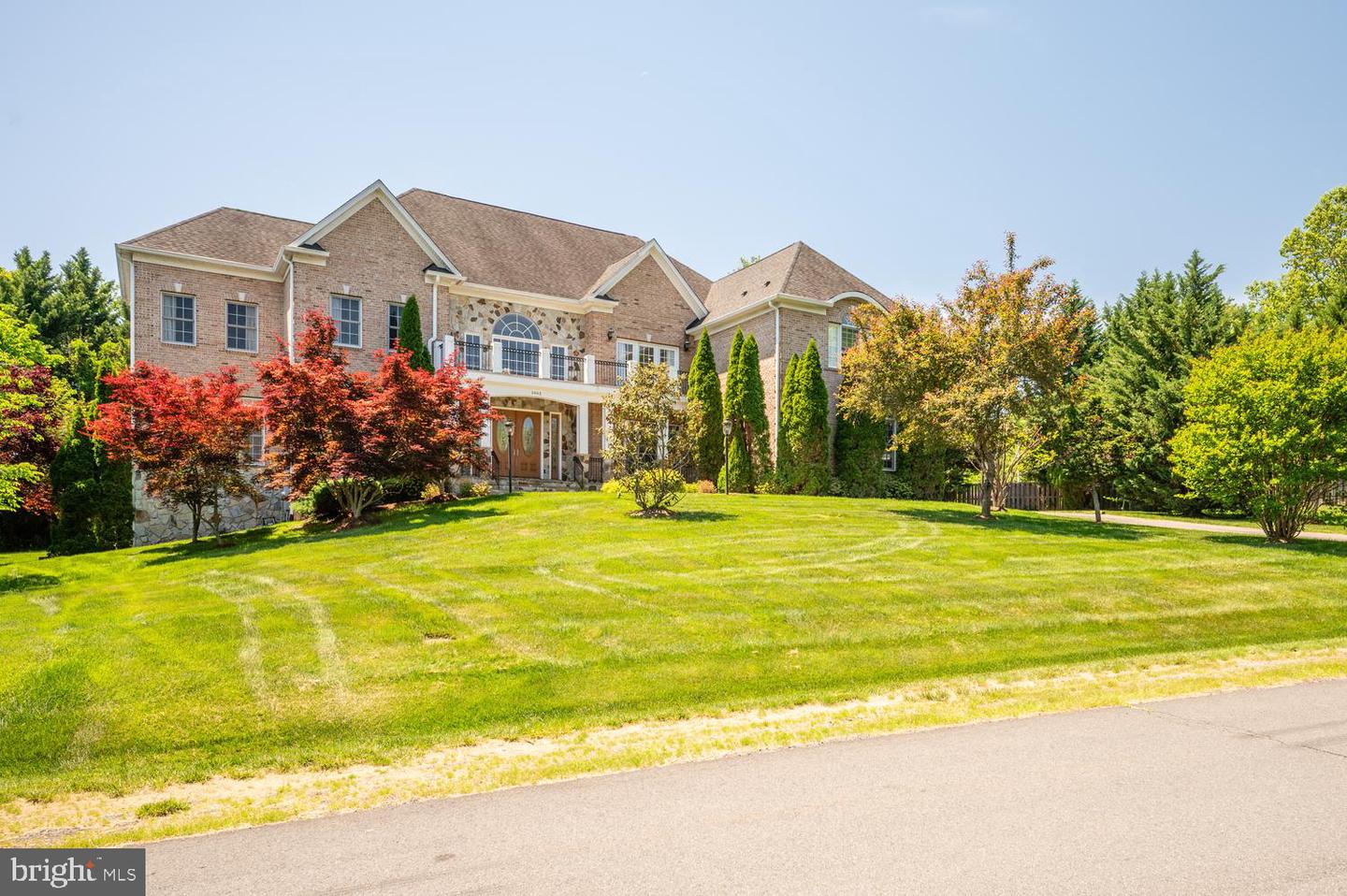 1002 Sherman Ct — photo
