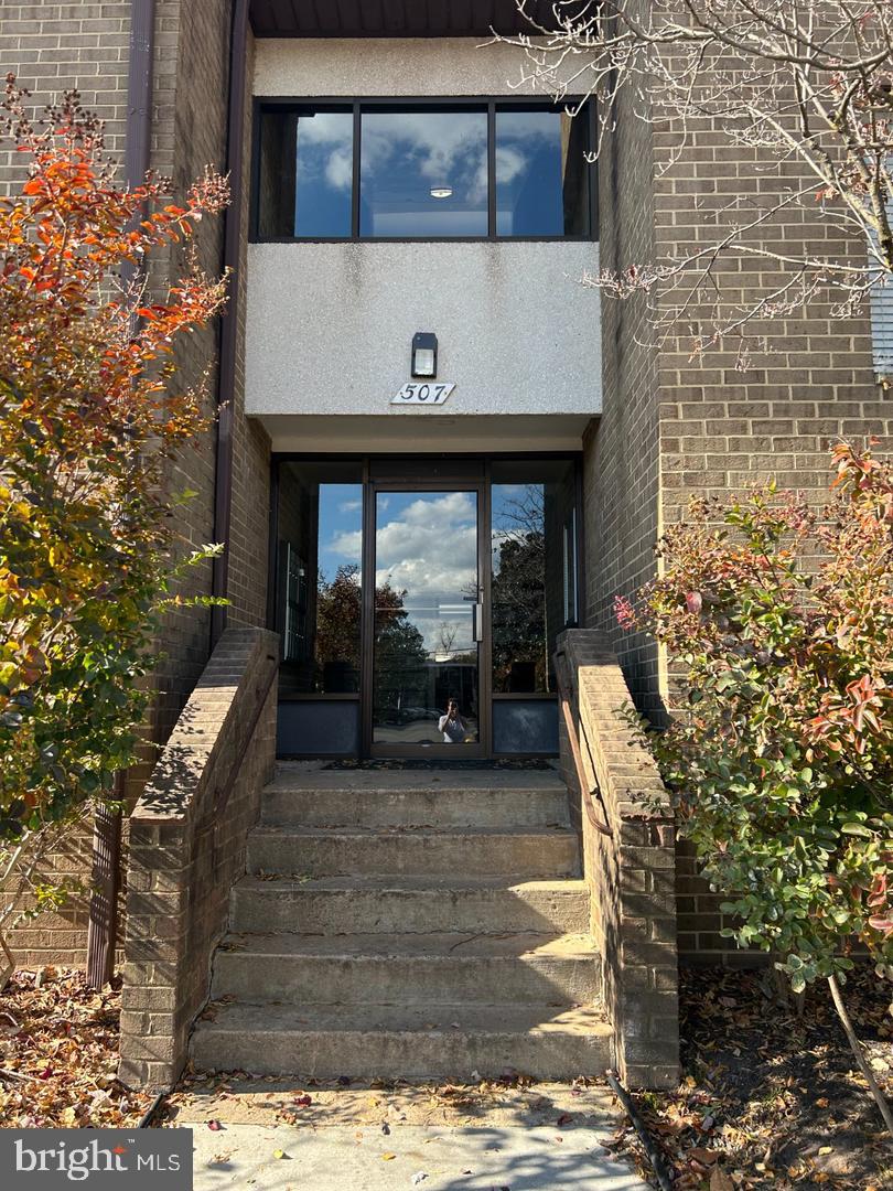 507 Florida Ave #103 — photo