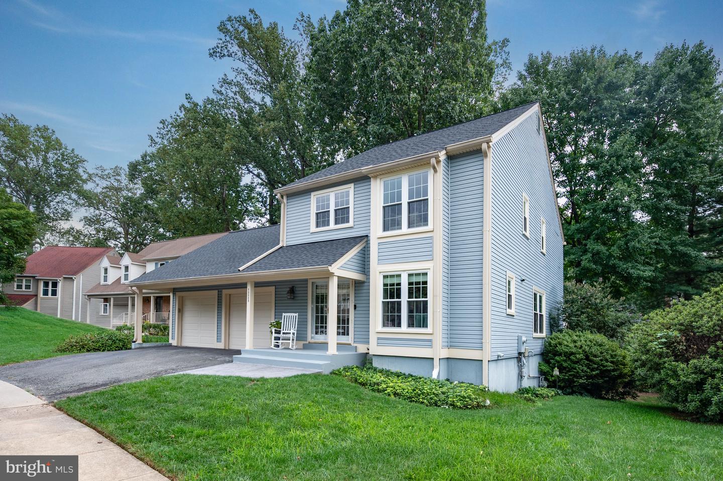 10008 Beacon Pond Ln — photo