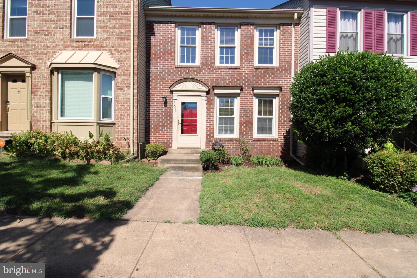 5706 Heritage Crossing Ct — photo