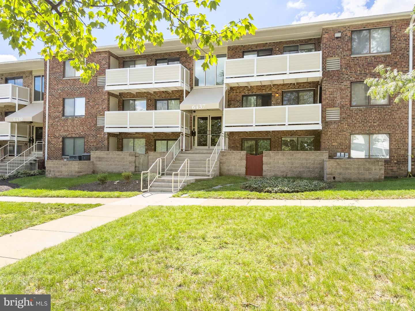 6437 Richmond Hwy #203 — photo