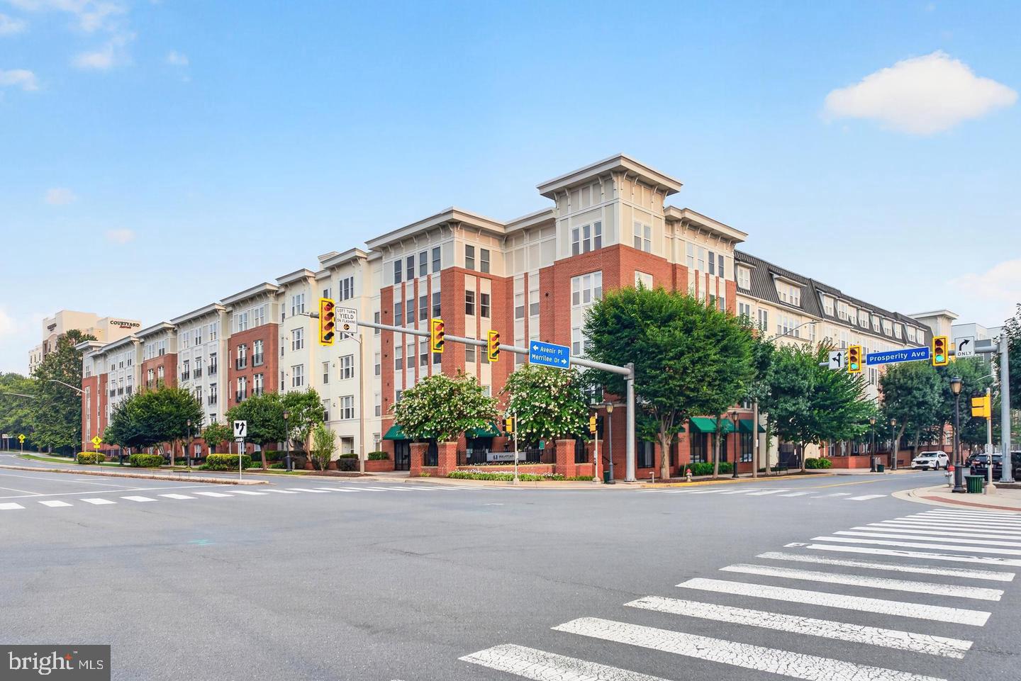 2655 Prosperity Ave #311 — photo