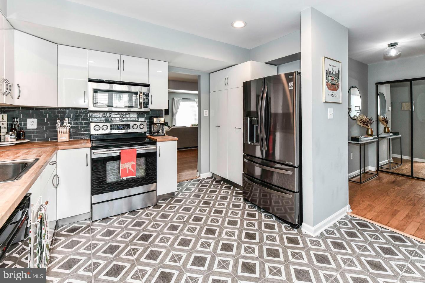 2318 Glade Bank Way, Reston, VA 20191 — photo 2