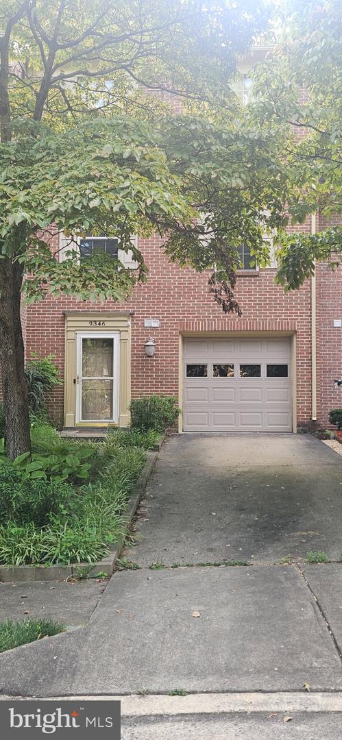 9346 McCarthy Woods Ct — photo