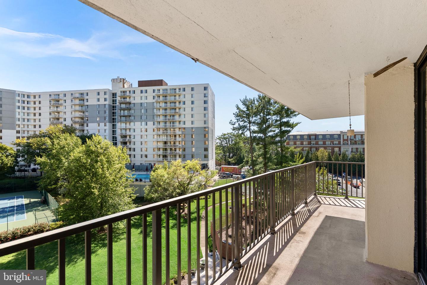 6800 Fleetwood Rd #520 — photo