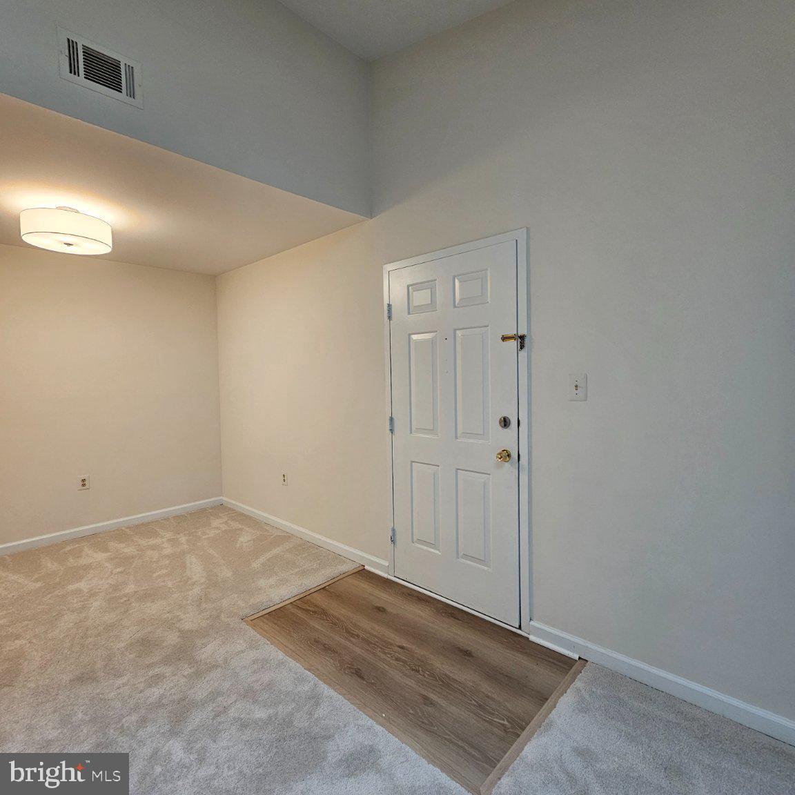 7705 Lexton Pl #E, Springfield, VA 22152 — photo 2