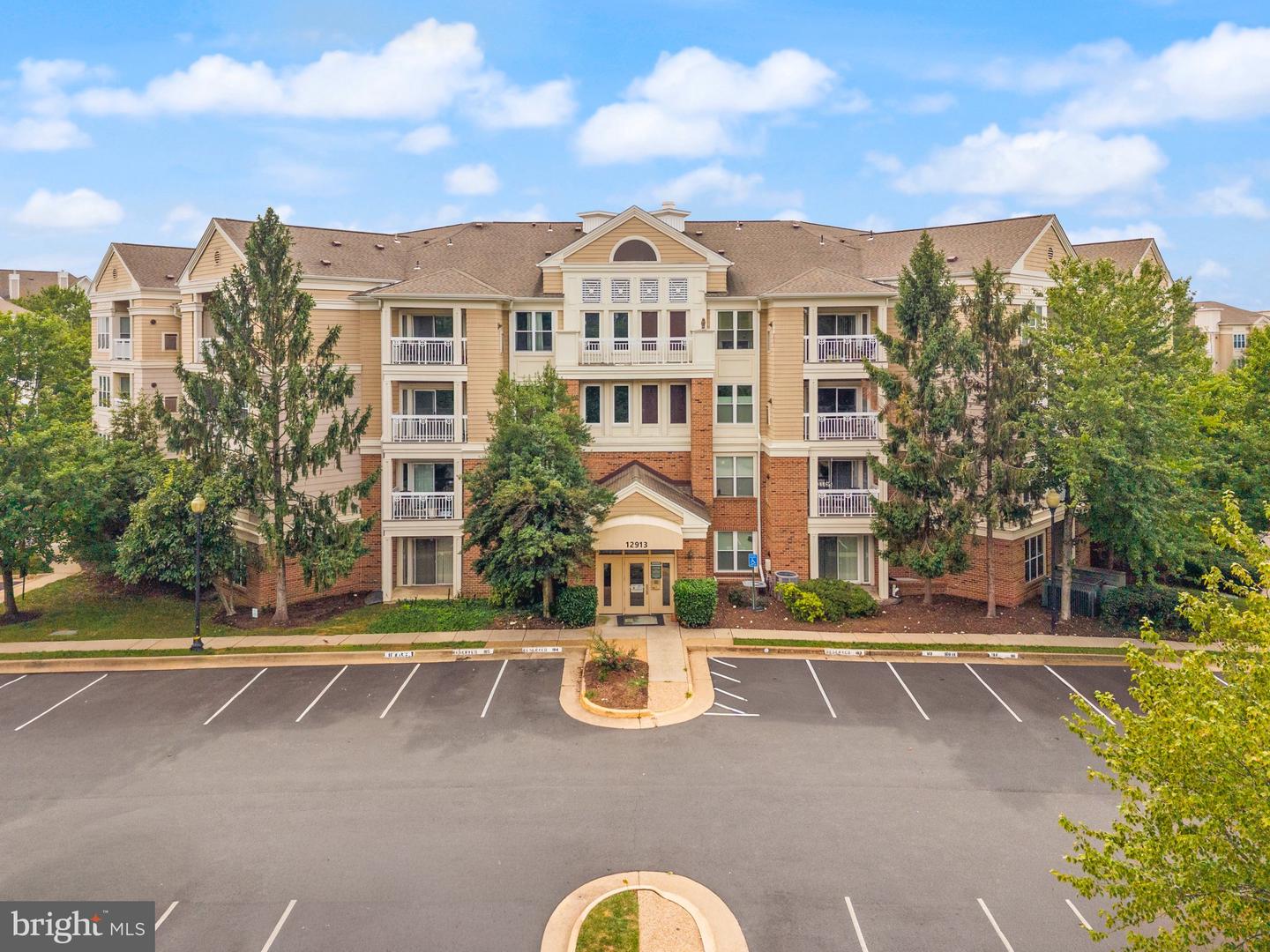 12913 Alton Sq #411 — photo