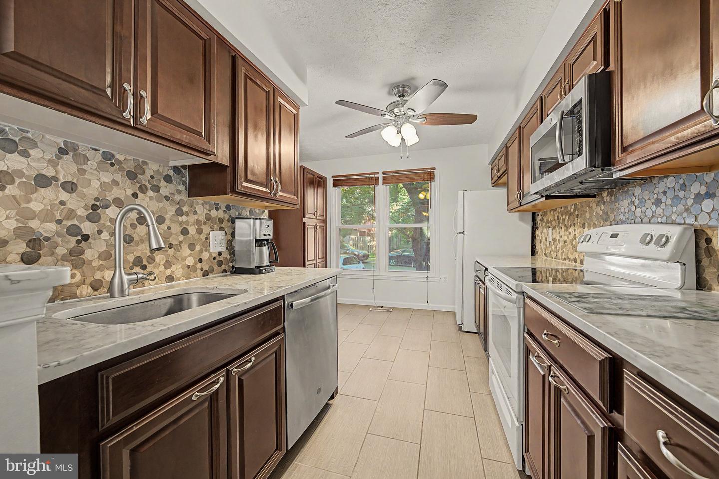 7315 Stream Way, Springfield, VA 22152 — photo 3
