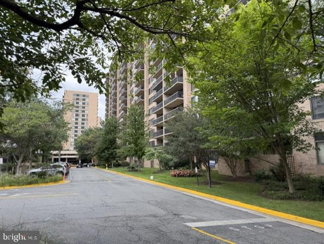 3713 S George Mason Dr S #704 — photo