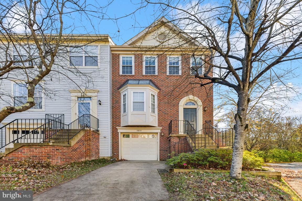 5835 Stream Pond Ct — photo